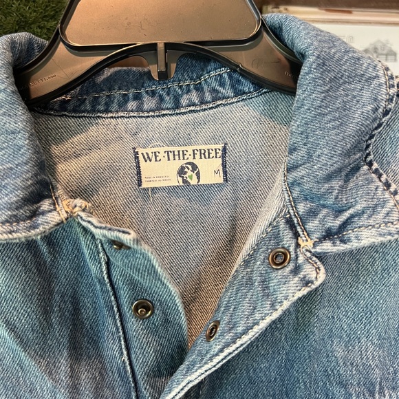 We the Free women’s the Townes coveralls size medium - Picture 4 of 16